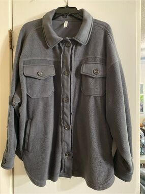 Zenana Men's Gray Fleece Button-Up Shacket